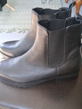 White House Black Market Black Chelsea Ankle Booties